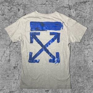 Off-white T-Shirt Small
